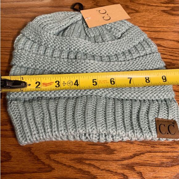 Beanie Knitted Mint Green - Picture 2 of 2